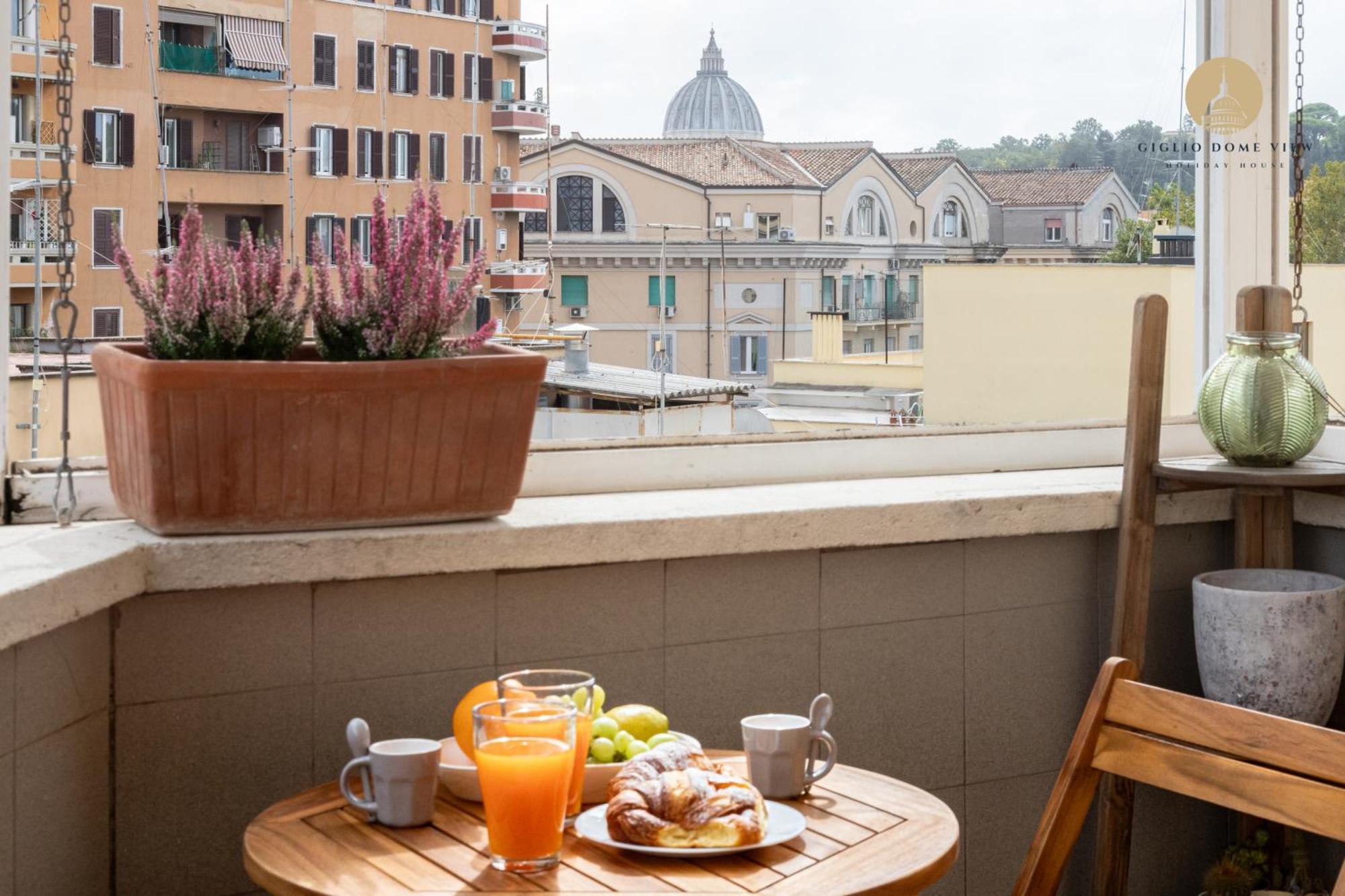 Appartamento Giglio Dome View - St Peter View, 300mt To Metro A, Vatican City, A-c Roma